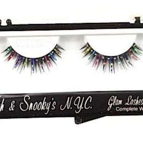 Manic Panic Groovy Glam Lashes - Picture 2 of 2